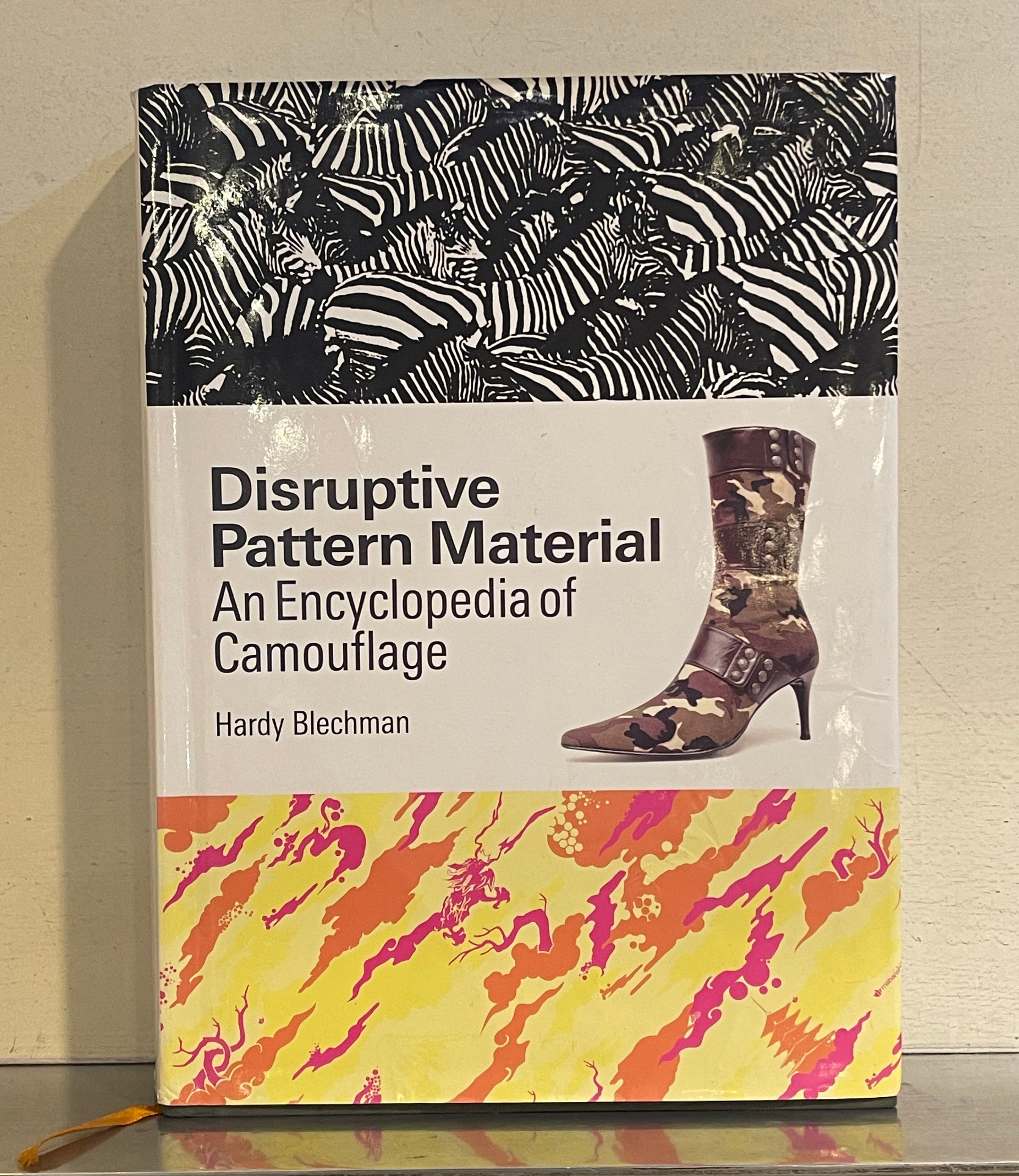 Distrupted Pattern Disruptive Pattern Material: An Encyclopedia of Camouflage – Spoonbill ...